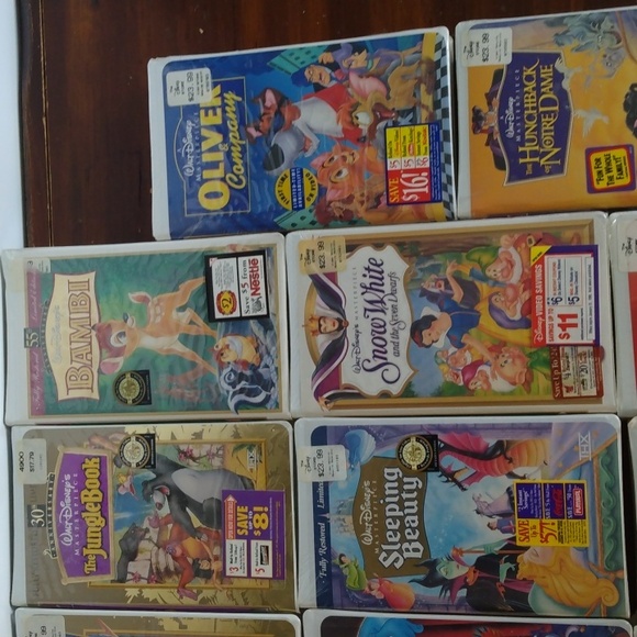 17 Brand new FACTORY SEALED Disney VHS - Picture 3 of 6
